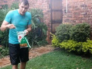 resons to fertilize the garden in the rain